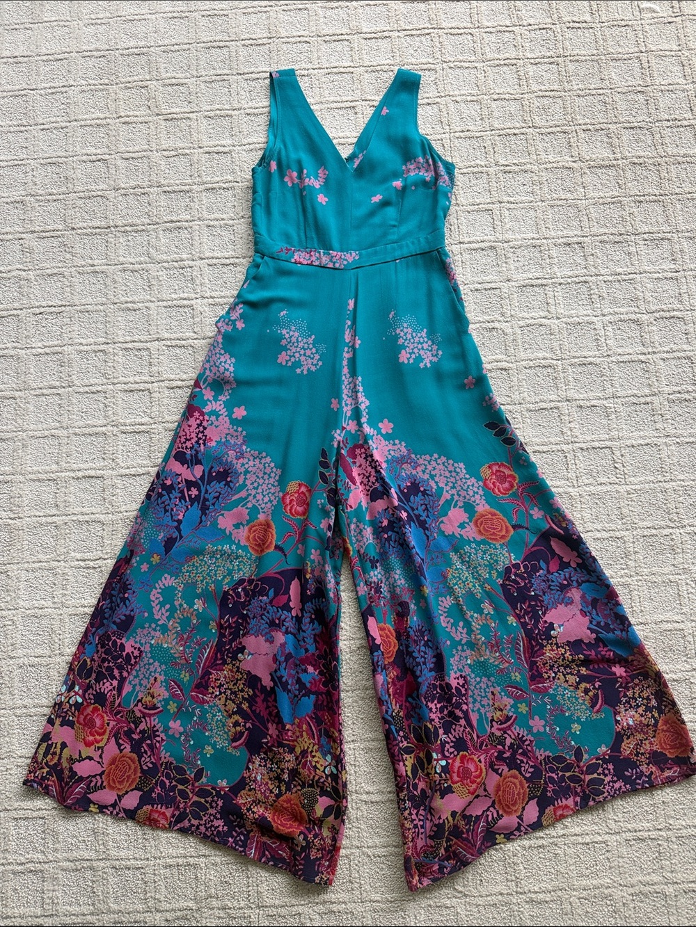 Maeve Teal Floral V-Neck Wide-Leg Jumpsuit | Size 6 - Picture 3 of 6